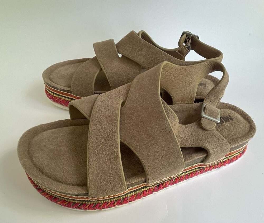 Muk Luks Women's Suede Cross Strap Platform Sandals Taupe Size 40
